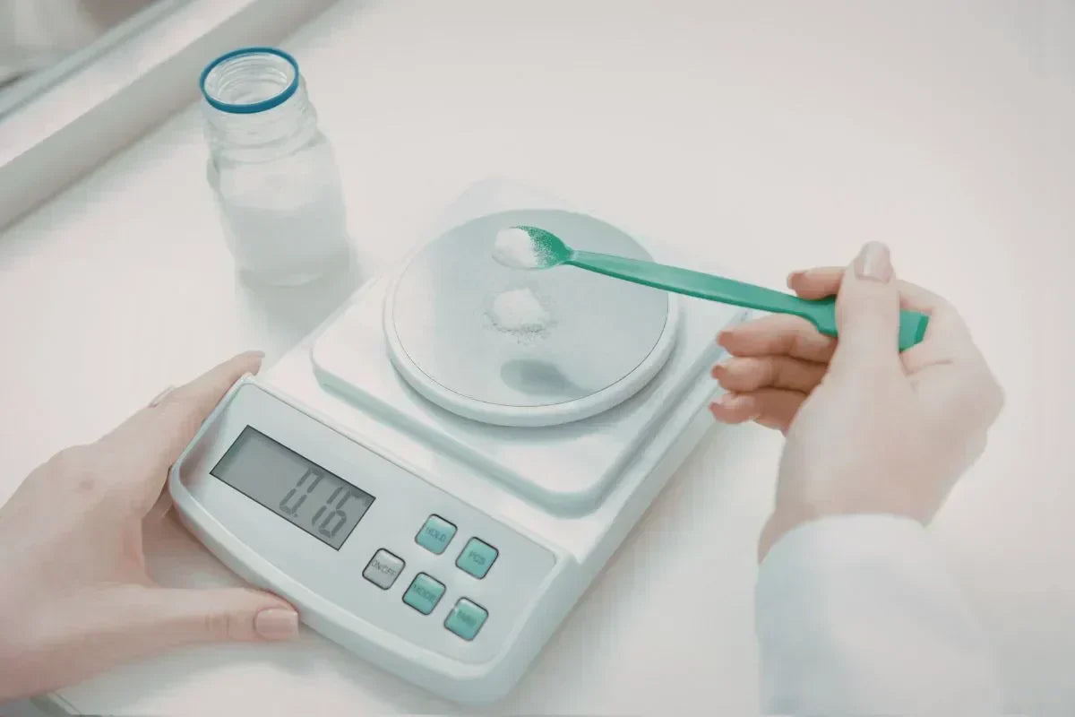 Researcher measuring correct tianeptine dosage