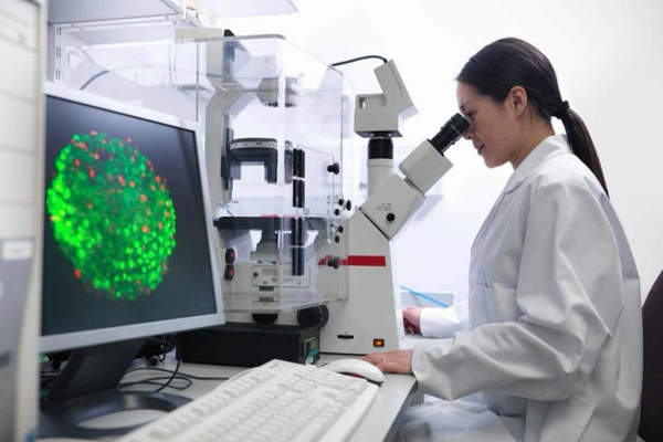 A woman using Tianeptine in a research